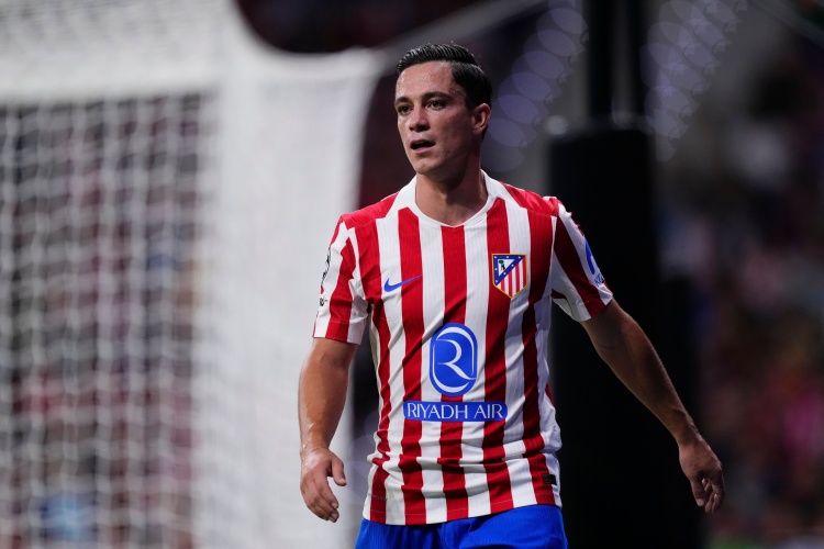 记者:罗马向拉斯帕多里提高报价,已和马竞就租借取得重大进展