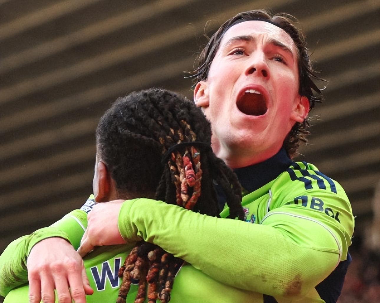 PG电子线上登入-今夏英超游出一条大鱼 10球7助攻 天才边锋或成自由身 遭多队疯抢